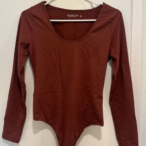 Abercrombie & Fitch Brown Body Suit Long Sleeve Seamless Fabric Scoopneck